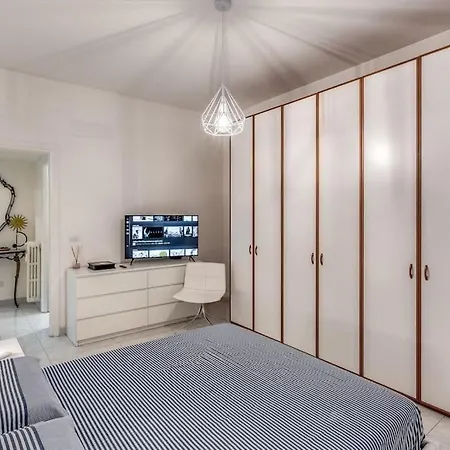 Nina's Monteverde Apartment Rome
